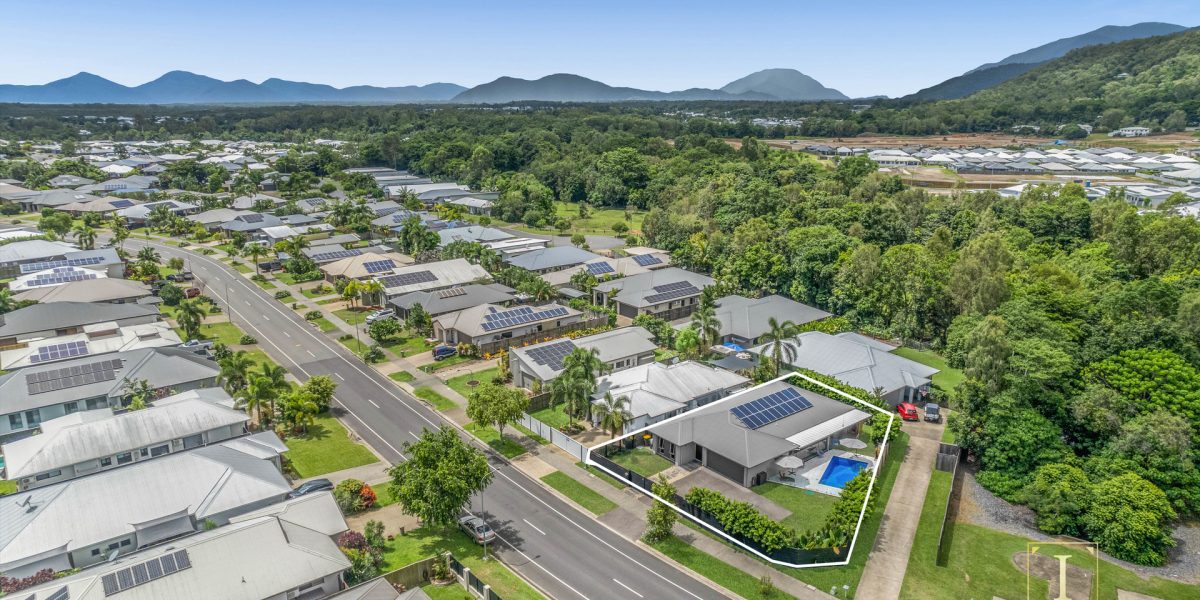 159 Roberts Drive, Trinity Beach, QLD 4879 AUS