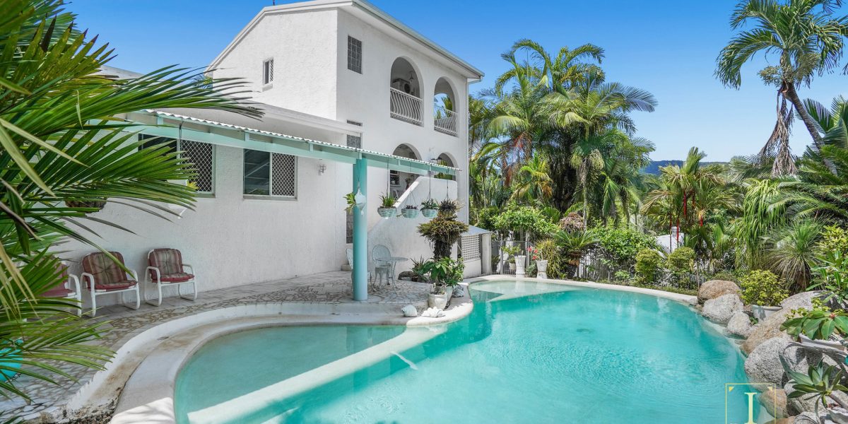 9-11 Wakunai Close, Trinity Beach, QLD 4879 AUS