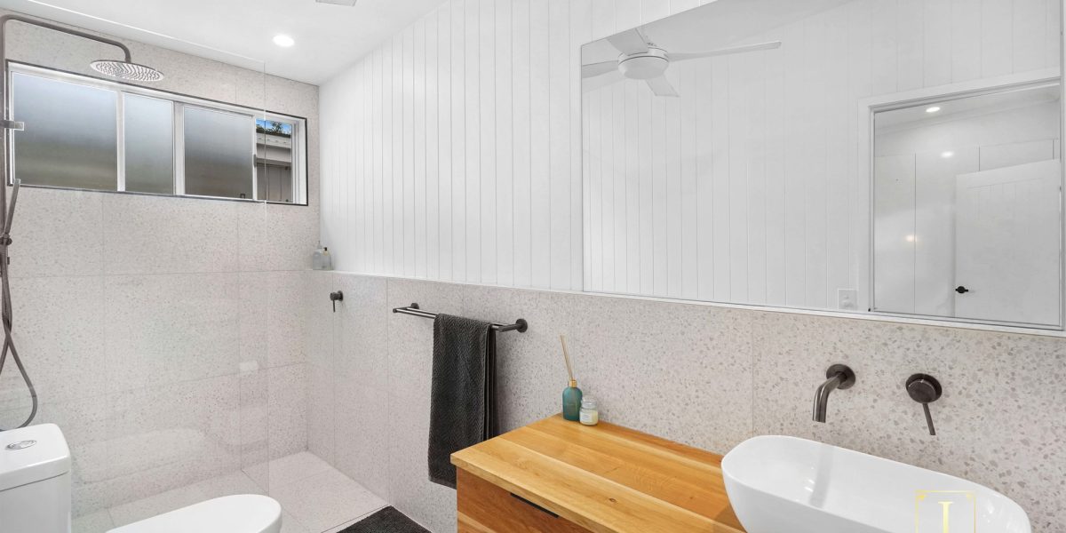94 Cunningham Street, Yorkeys Knob, QLD 4878 AUS