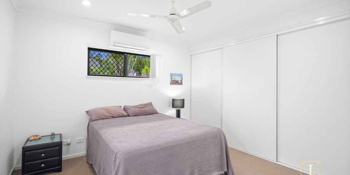 25 Landsborough Drive, Smithfield, QLD 4878 AUS