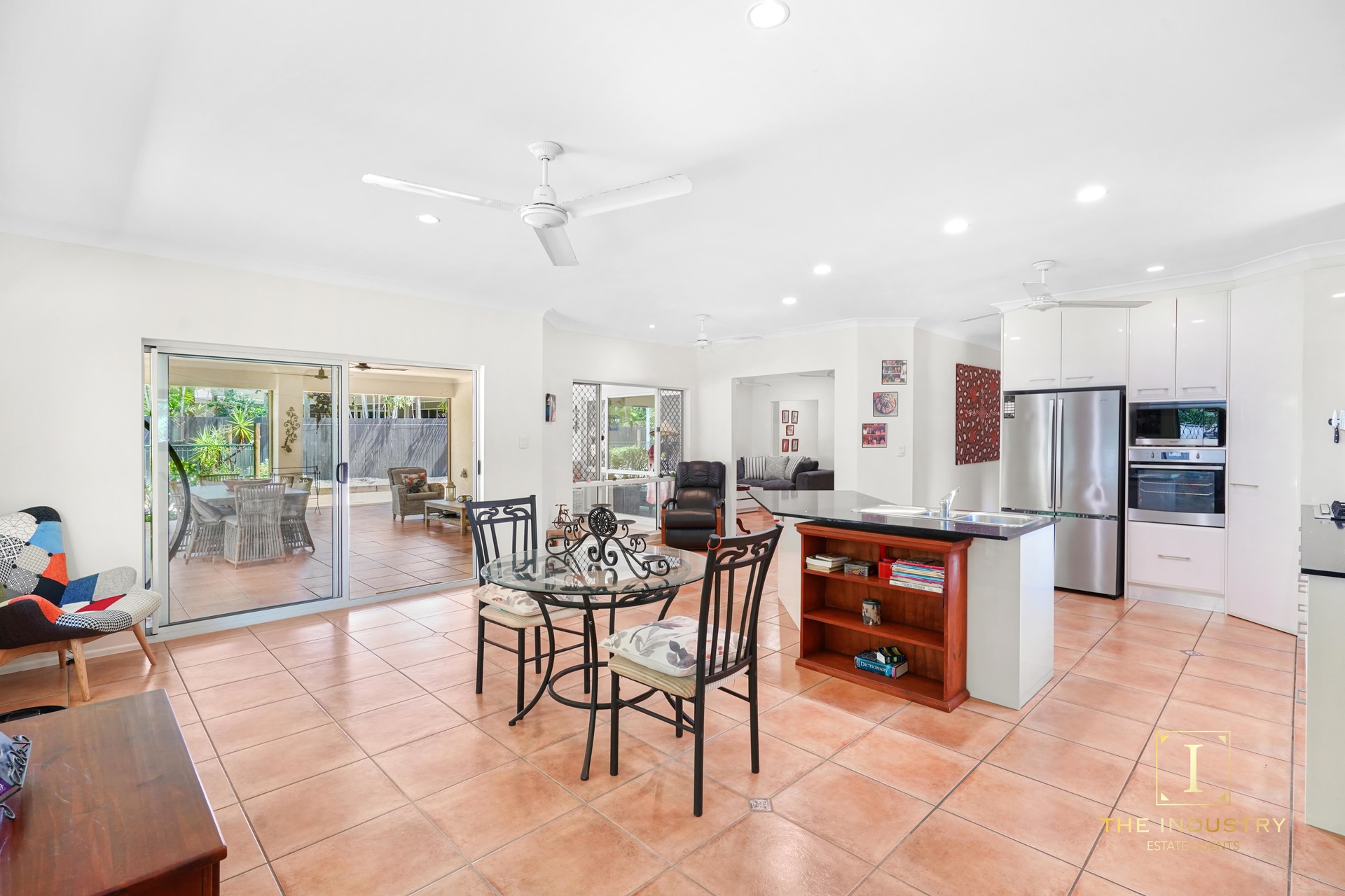 39 Bramble Street, Clifton Beach, QLD 4879 AUS