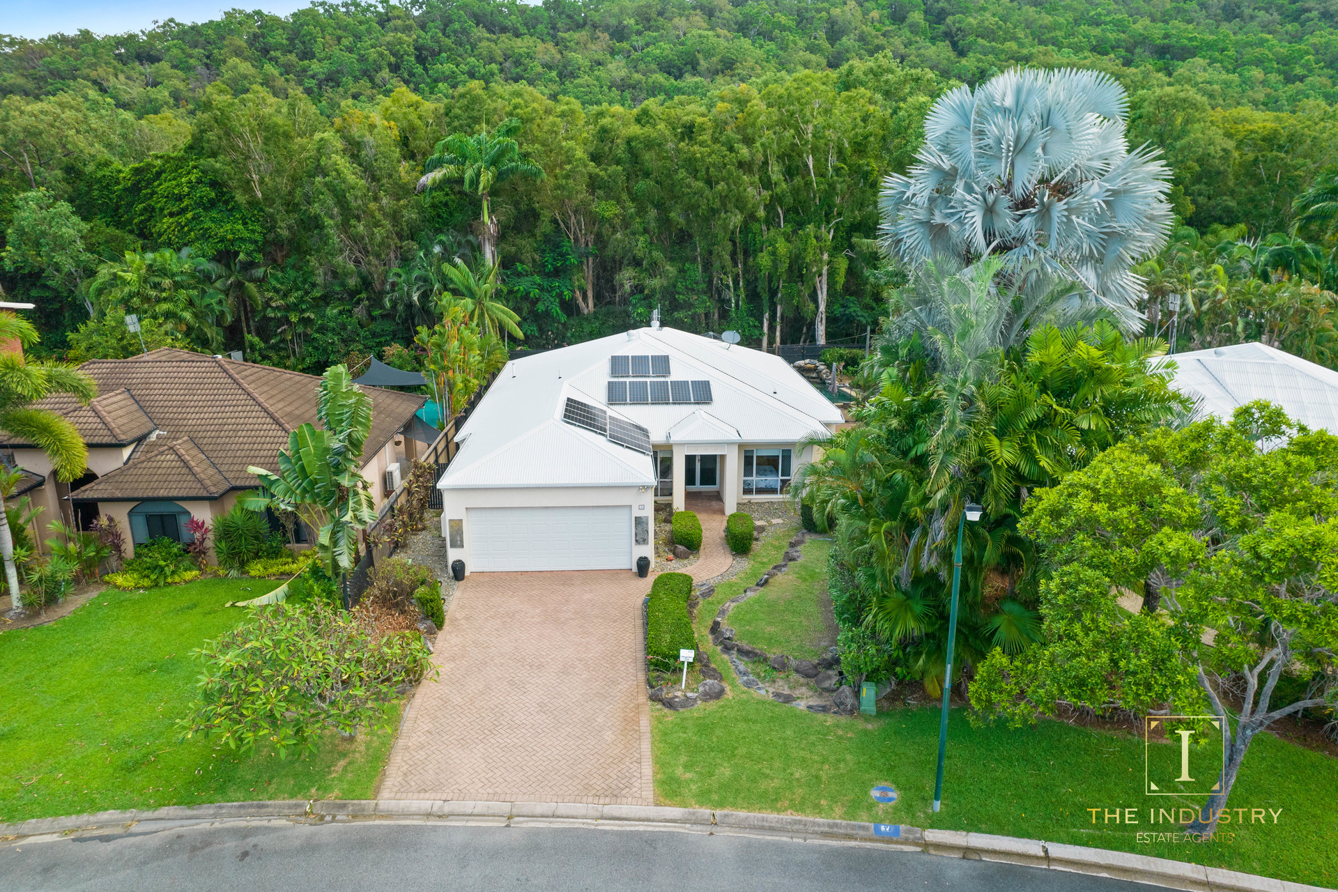 39 Bramble Street, Clifton Beach, QLD 4879 AUS