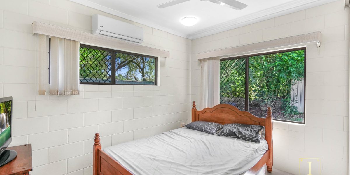 2 Parton Close, White Rock, QLD 4868 AUS