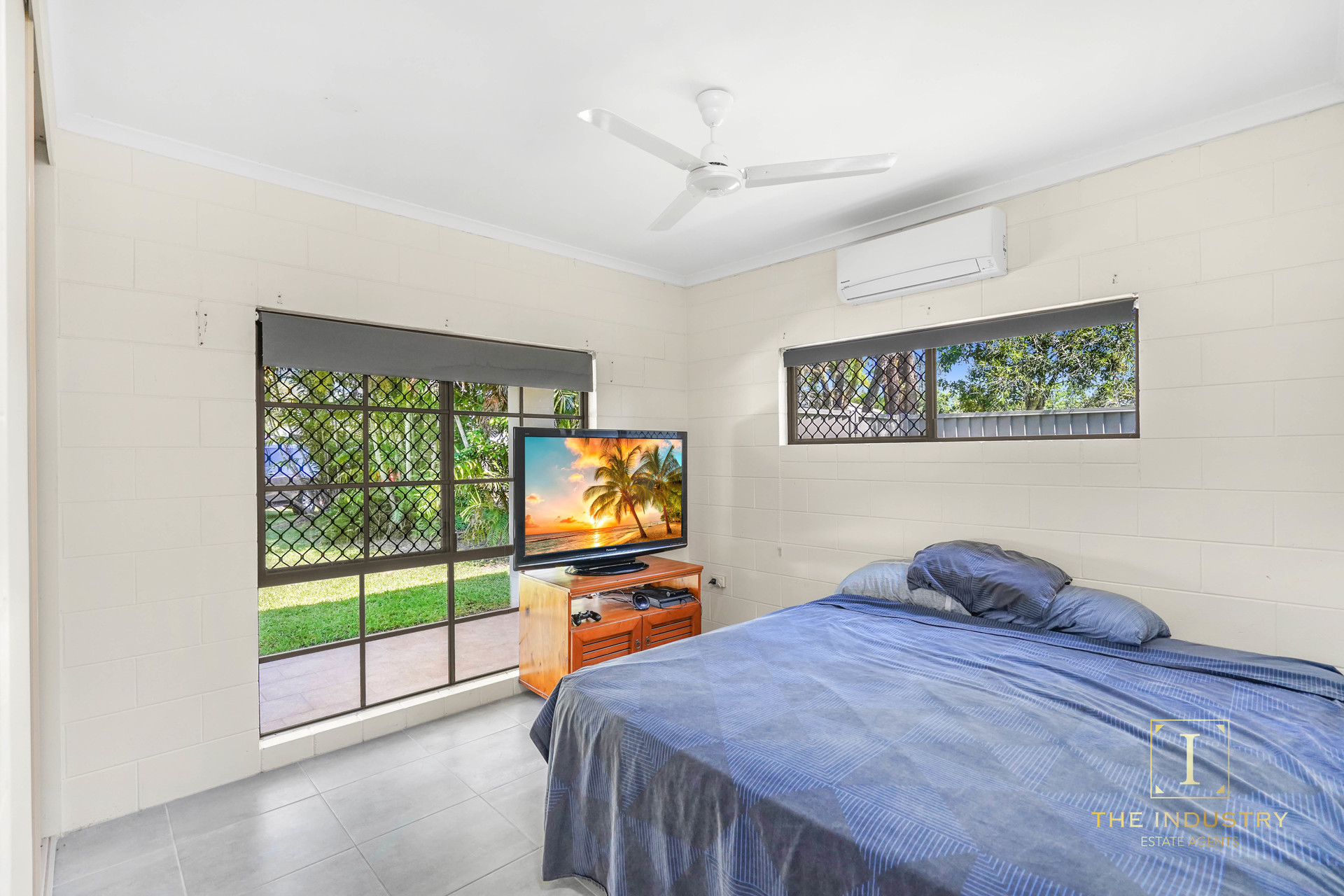 2 Parton Close, White Rock, QLD 4868 AUS