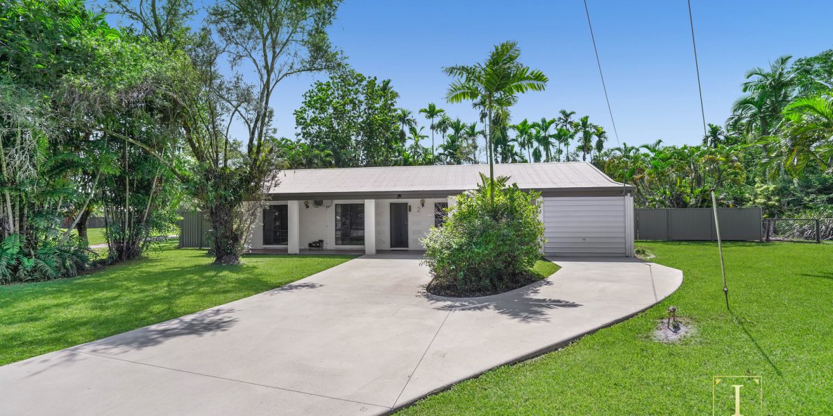 2 Parton Close, White Rock, QLD 4868 AUS