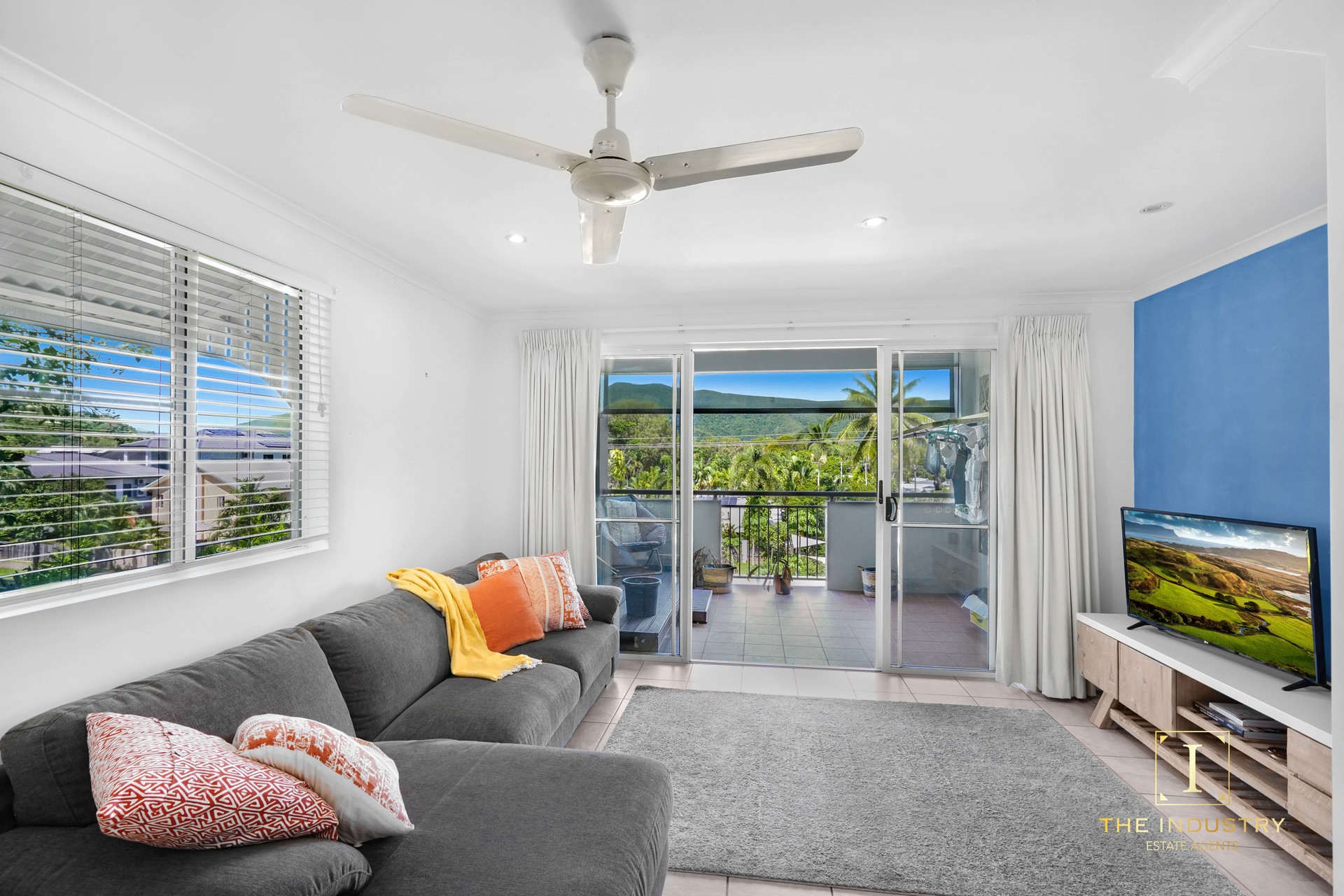 24/110-118 Moore Street, Trinity Beach, QLD 4879 AUS