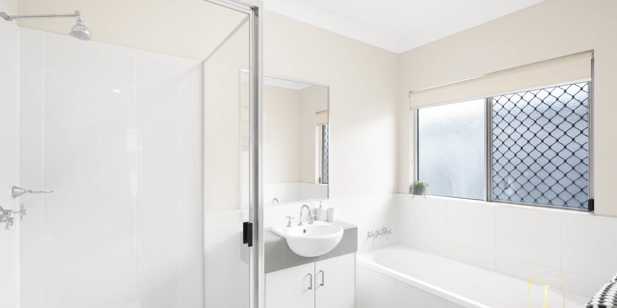 87 Roberts Drive, Trinity Beach, QLD 4879 AUS