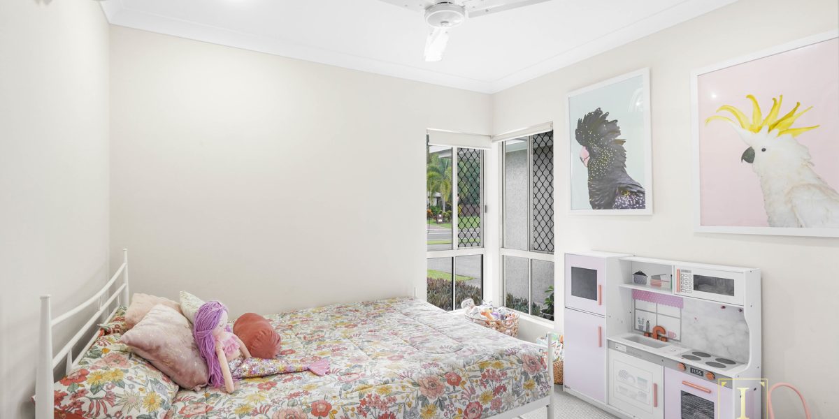 87 Roberts Drive, Trinity Beach, QLD 4879 AUS