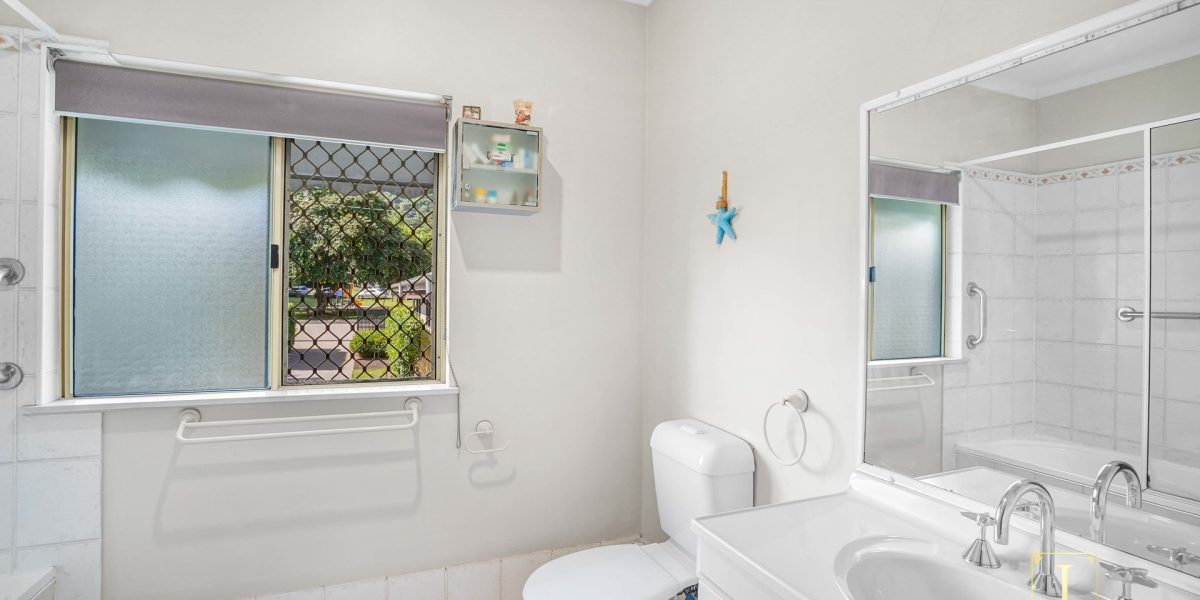 1/7 Lavis Road, Freshwater, QLD 4870 AUS
