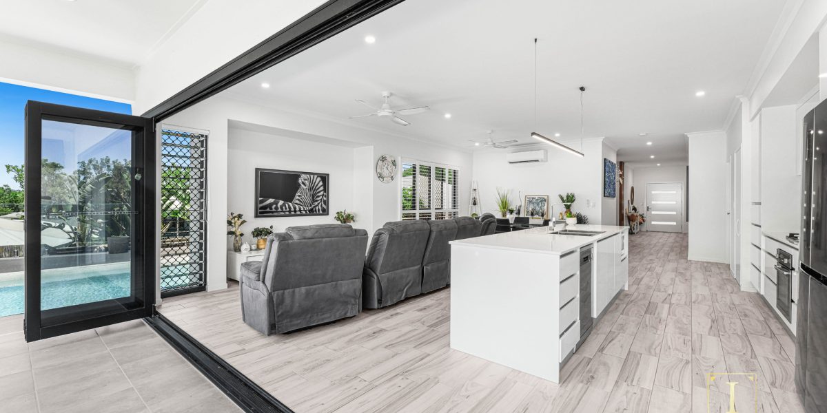 62 Flagship Drive, Trinity Beach, QLD 4879 AUS