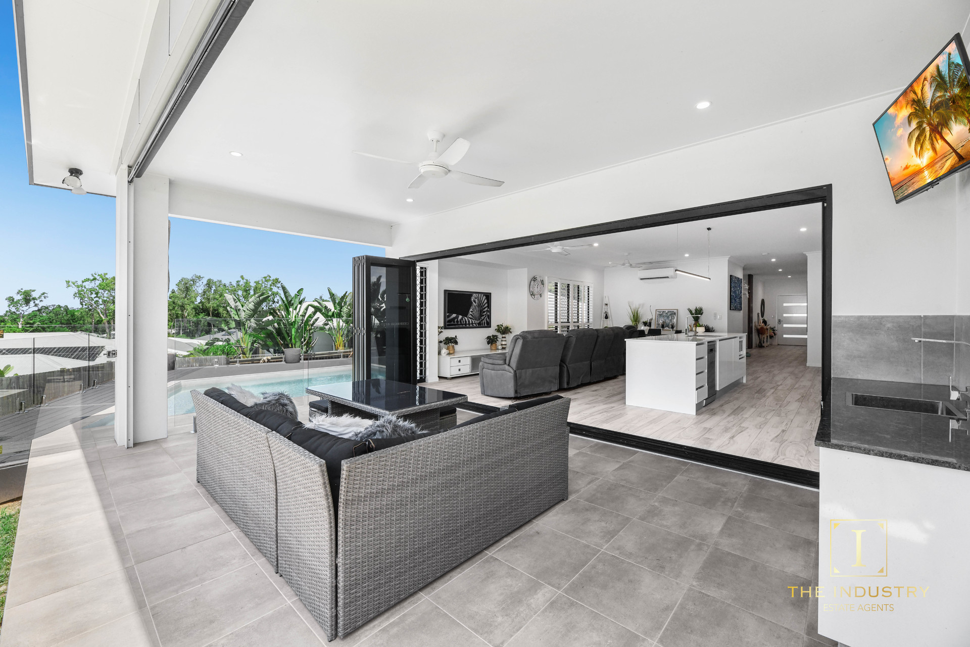 62 Flagship Drive, Trinity Beach, QLD 4879 AUS