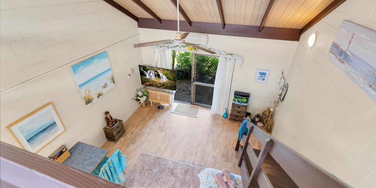 11/108-110 Mayers Street, Manunda, QLD 4870 AUS