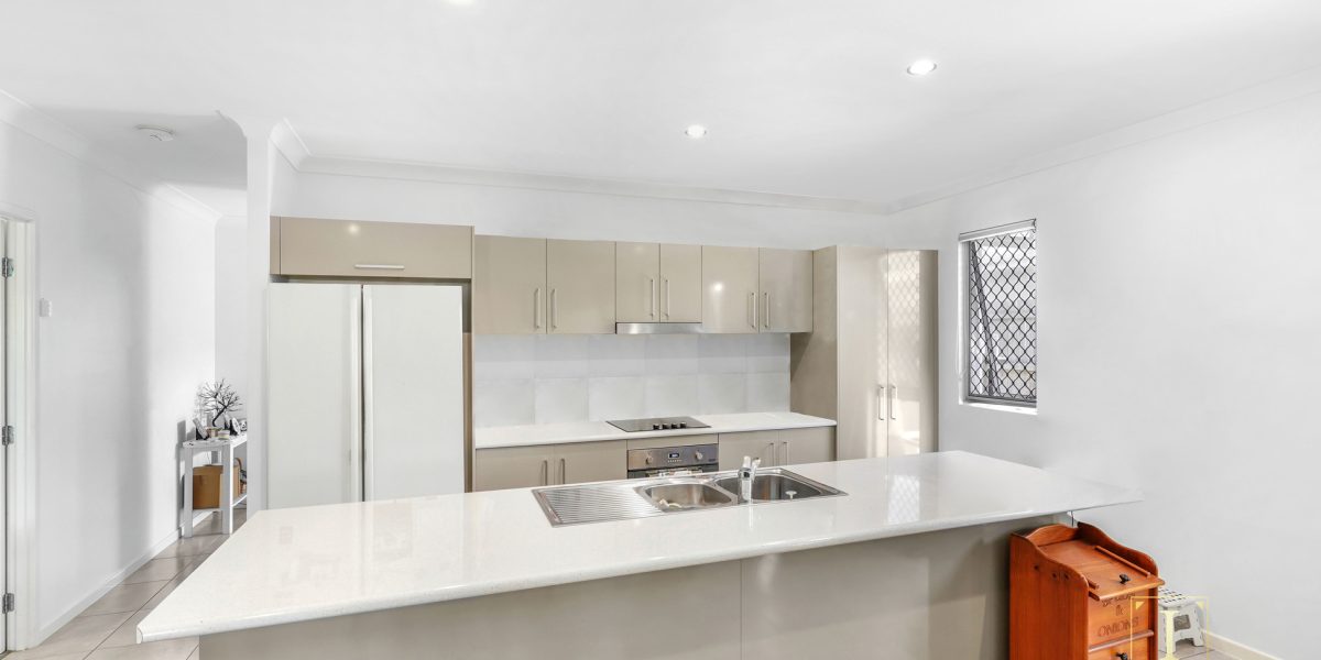 1 Conical Close, Trinity Beach, QLD 4879 AUS