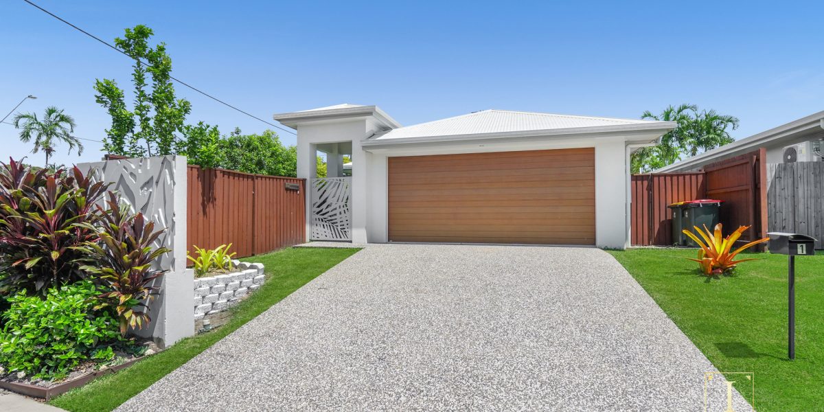 1 Conical Close, Trinity Beach, QLD 4879 AUS