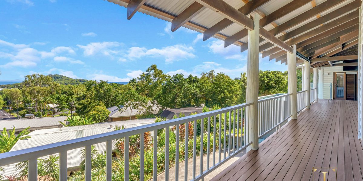 4 Justine Close, Trinity Beach, QLD 4879 AUS
