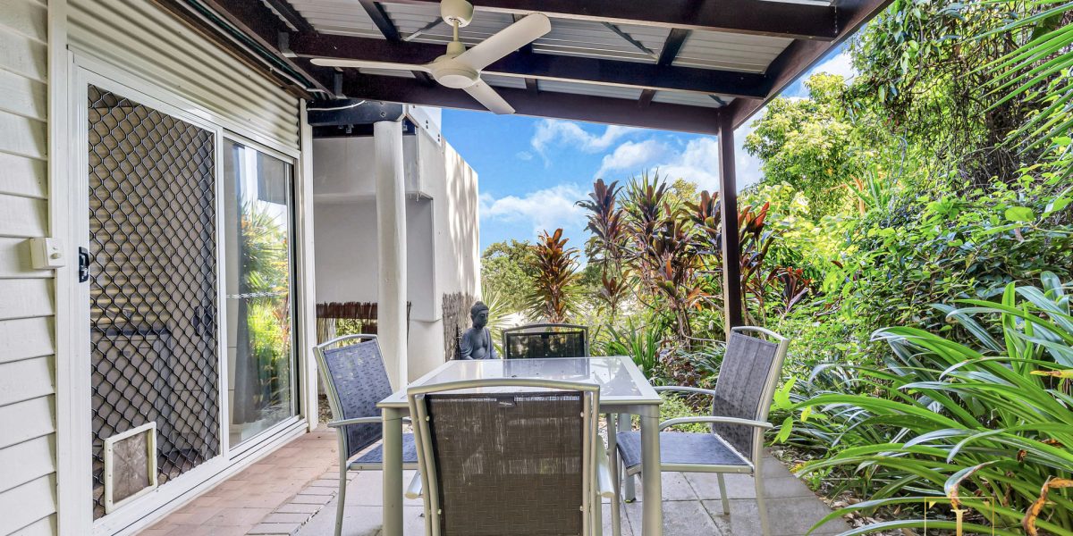 4 Justine Close, Trinity Beach, QLD 4879 AUS