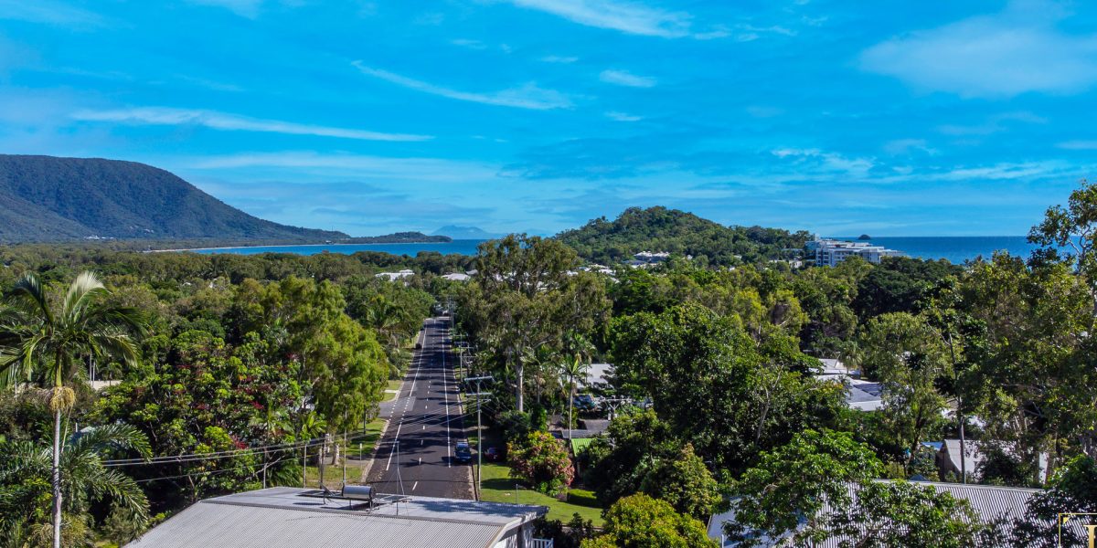 4 Justine Close, Trinity Beach, QLD 4879 AUS