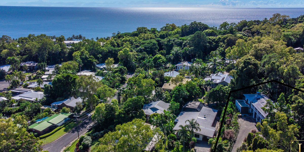 4 Justine Close, Trinity Beach, QLD 4879 AUS