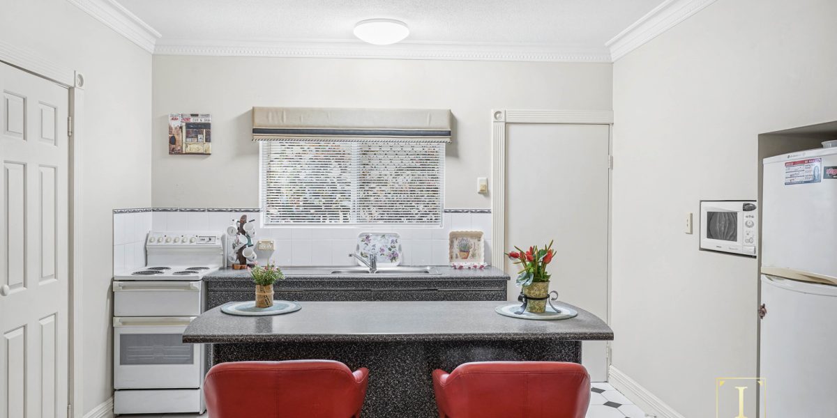 10/2-4 Springfield Crescent, Manoora, QLD 4870 AUS