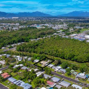 25 Boden Street, Edge Hill, QLD 4870 AUS