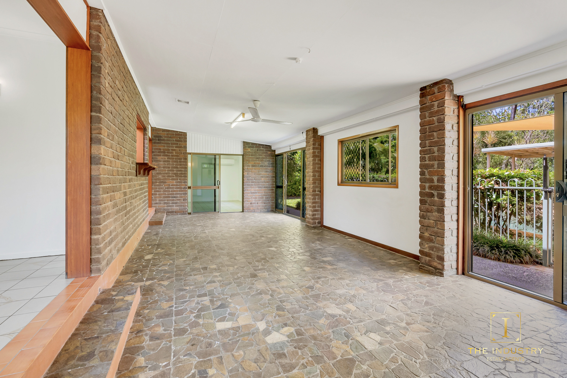 25 Boden Street, Edge Hill, QLD 4870 AUS