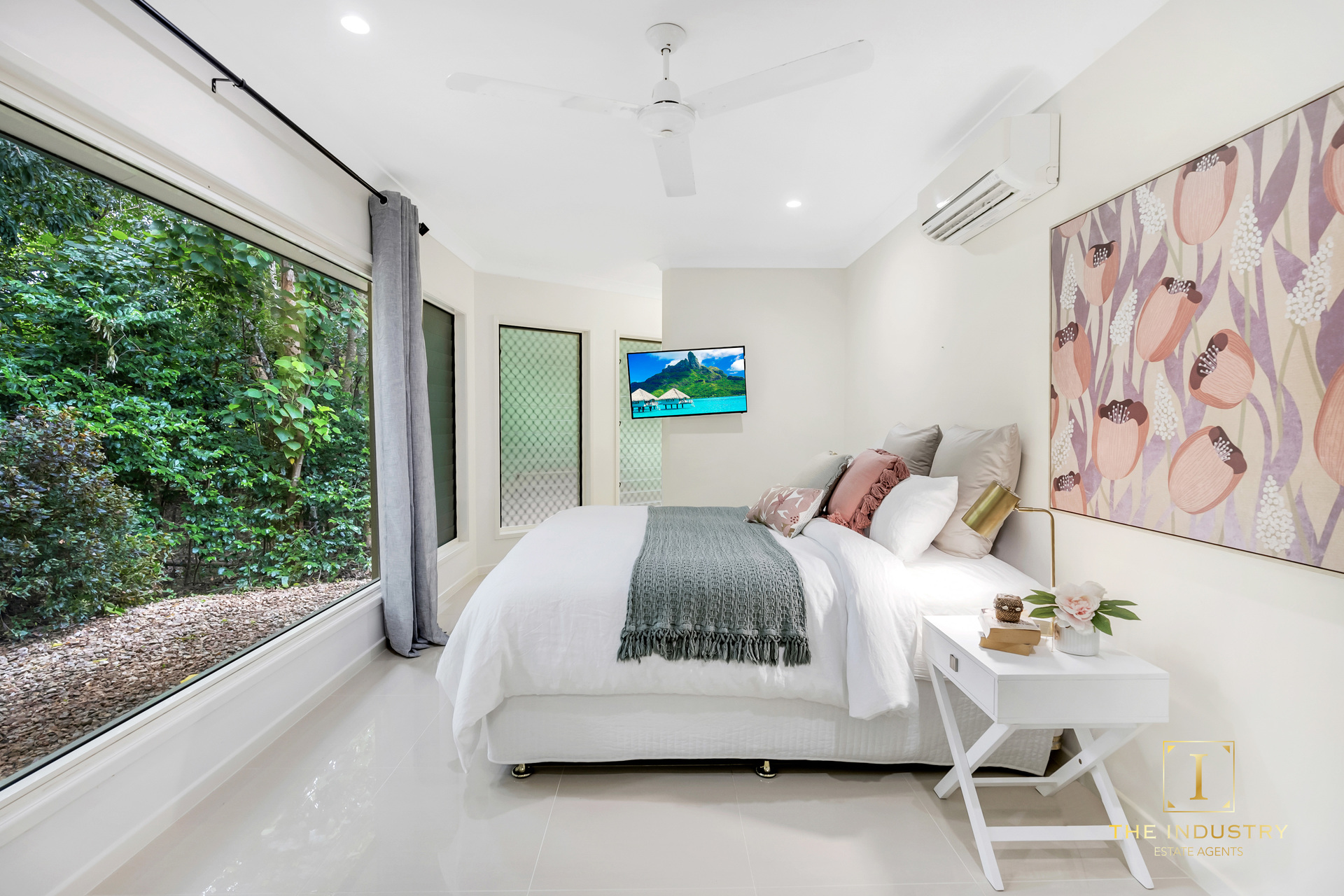 14 Aurelia Road, Palm Cove, QLD 4879 AUS