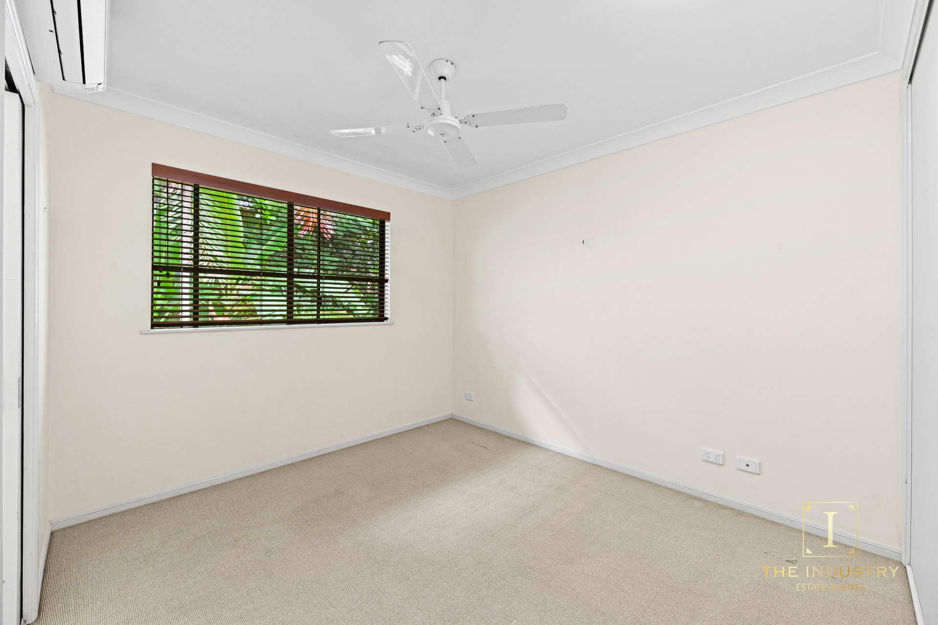 10/11-19 Stratford Parade, Stratford, QLD 4870 AUS