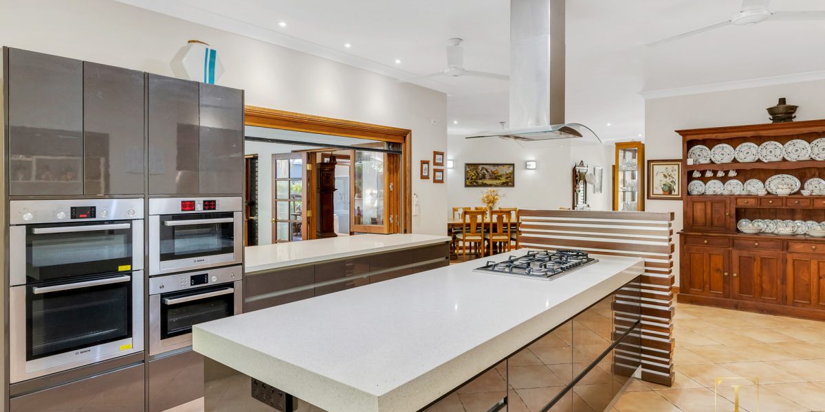 10-12 Evergreen Street, Clifton Beach, QLD 4879 AUS