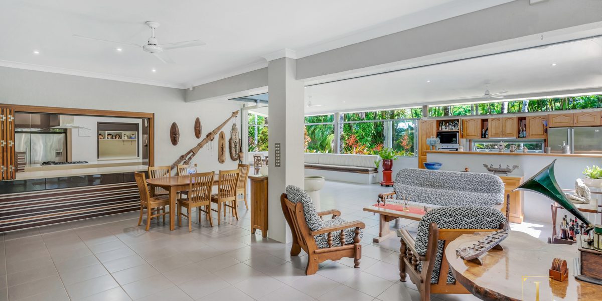 10-12 Evergreen Street, Clifton Beach, QLD 4879 AUS