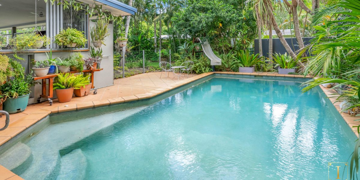 10-12 Evergreen Street, Clifton Beach, QLD 4879 AUS