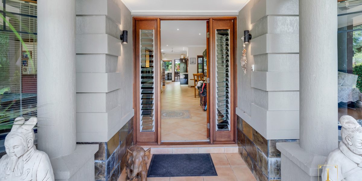 10-12 Evergreen Street, Clifton Beach, QLD 4879 AUS