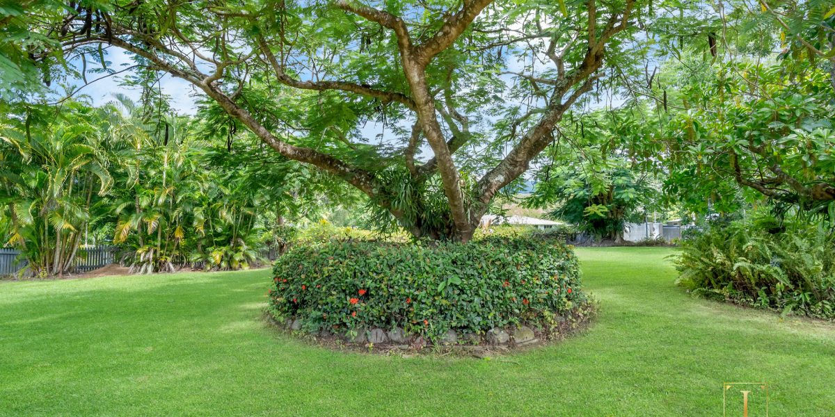 10-12 Evergreen Street, Clifton Beach, QLD 4879 AUS