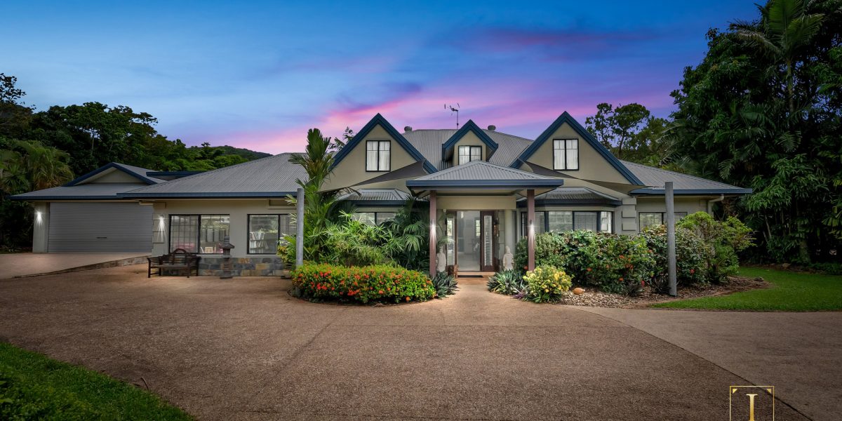 10-12 Evergreen Street, Clifton Beach, QLD 4879 AUS