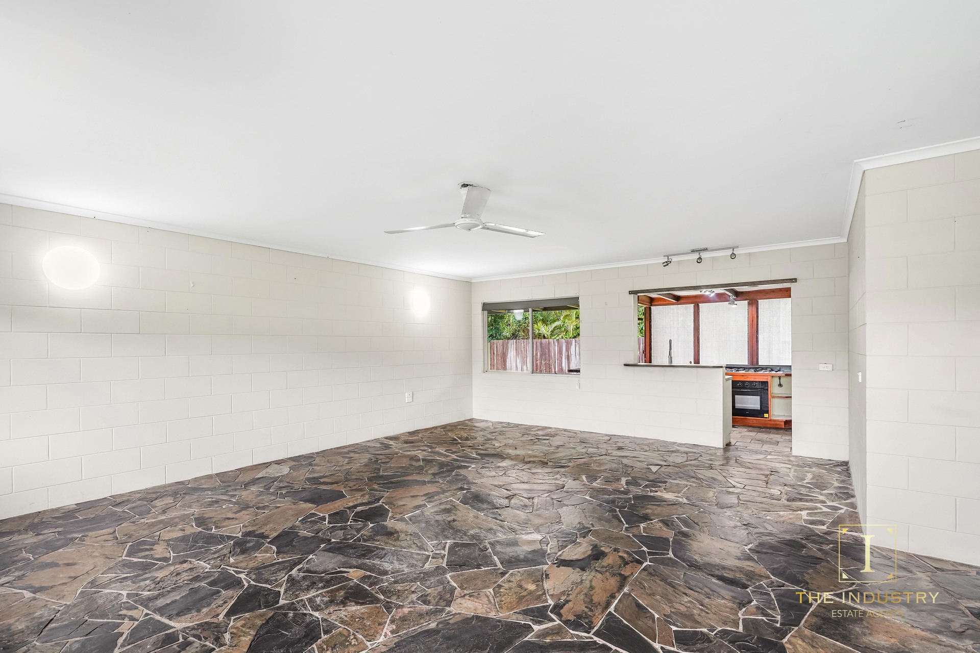 145 Trinity Beach Road, Trinity Beach, QLD 4879 AUS