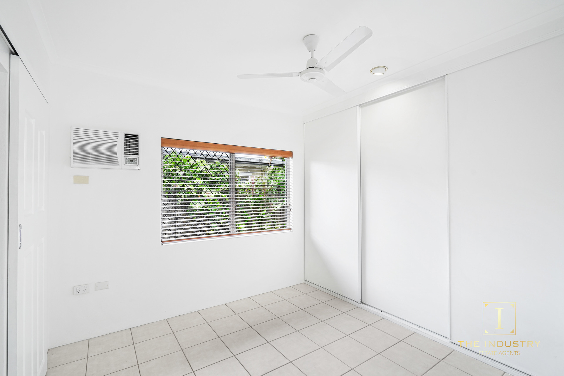 14 Volute Close, Trinity Beach, QLD 4879 AUS