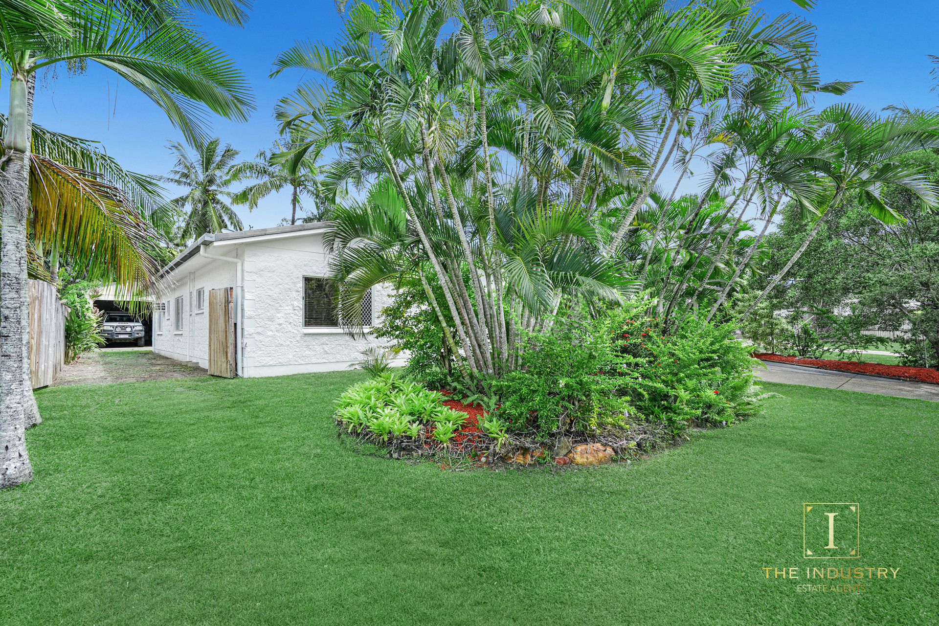 14 Volute Close, Trinity Beach, QLD 4879 AUS