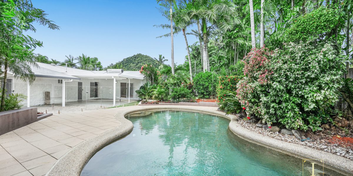 14 Volute Close, Trinity Beach, QLD 4879 AUS