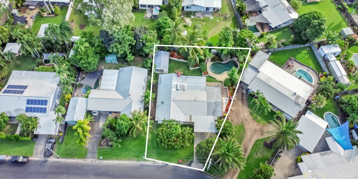 14 Volute Close, Trinity Beach, QLD 4879 AUS