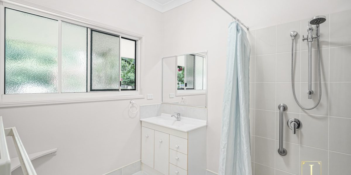 1-3 Forrester Street, Clifton Beach, QLD 4879 AUS