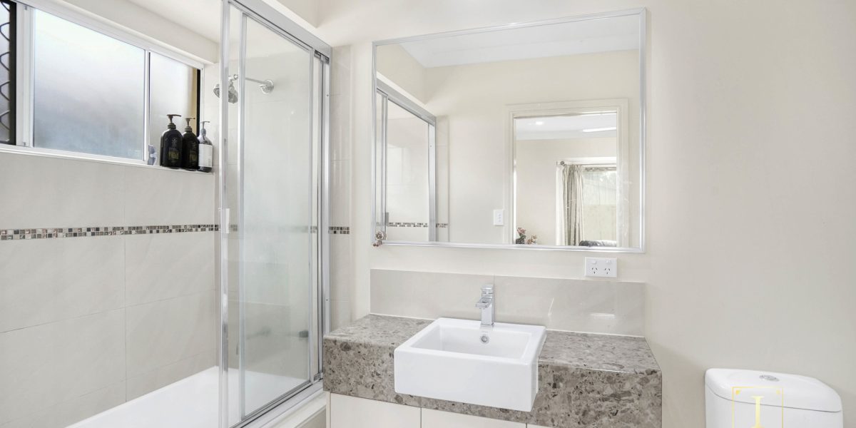 24 Quarterdeck Street, Trinity Beach, QLD 4879 AUS