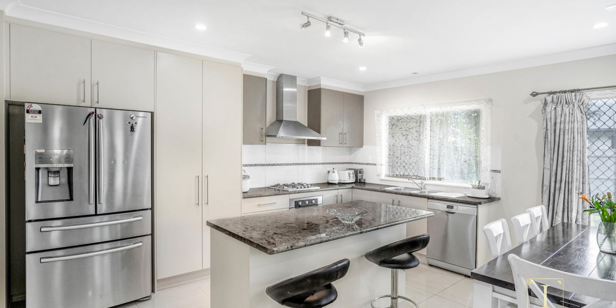 24 Quarterdeck Street, Trinity Beach, QLD 4879 AUS