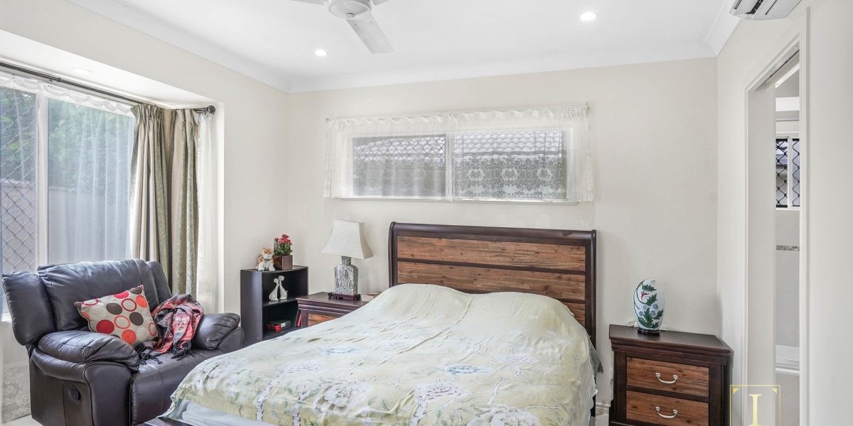 24 Quarterdeck Street, Trinity Beach, QLD 4879 AUS