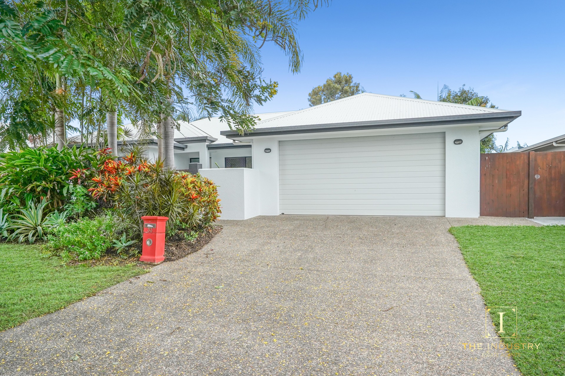 33 Fossilbrook Bend, Trinity Park, QLD 4879 AUS