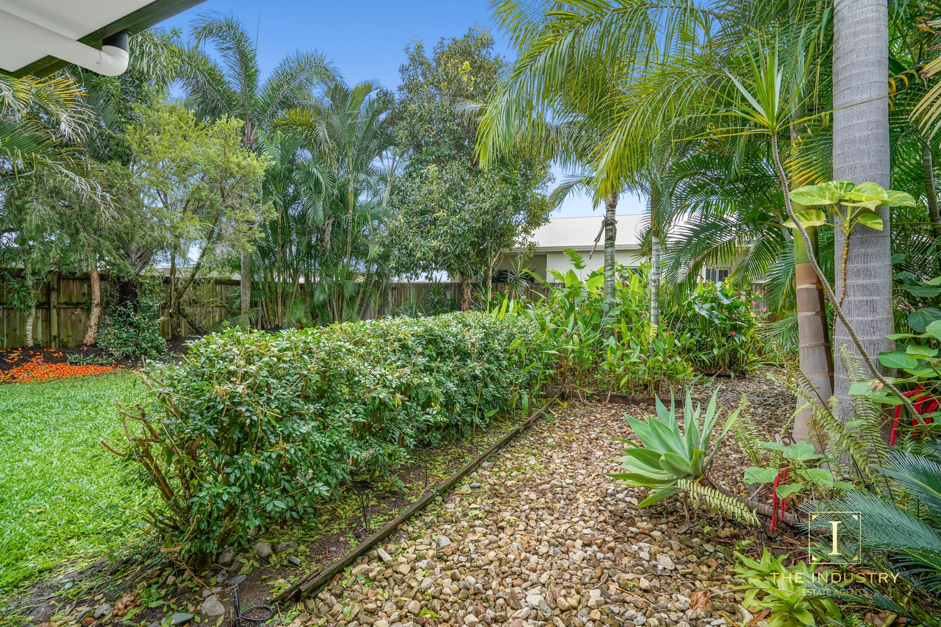 33 Fossilbrook Bend, Trinity Park, QLD 4879 AUS