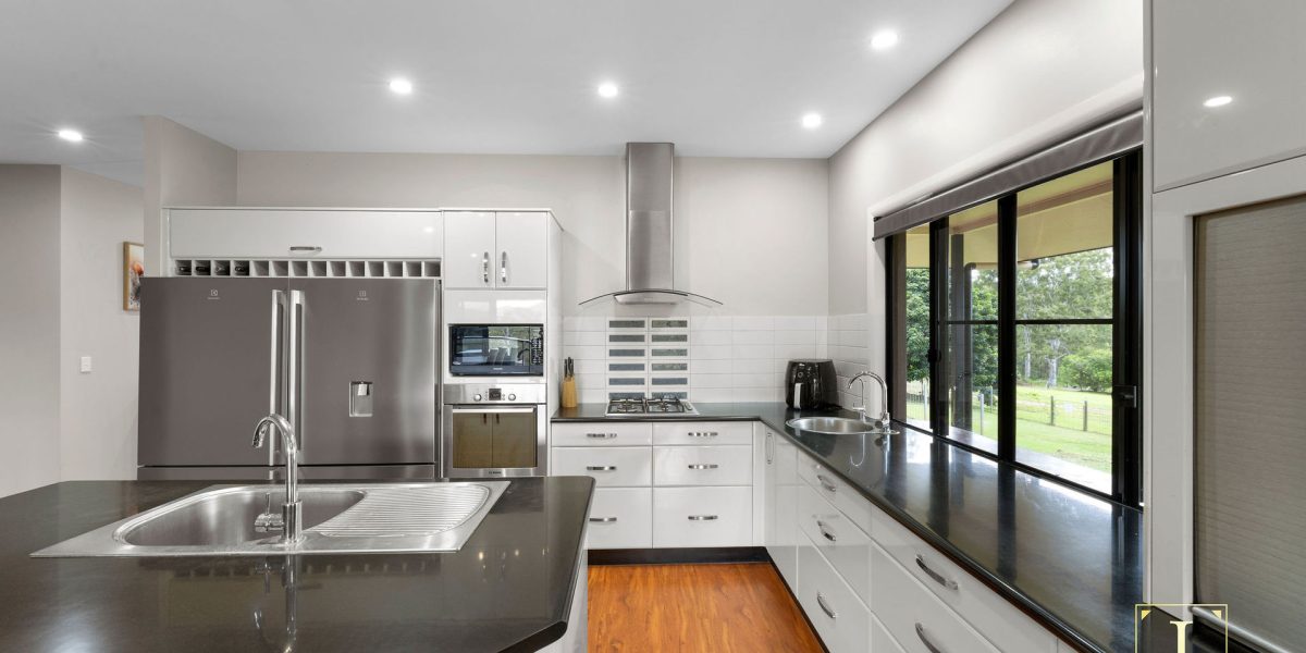 409 Hough Road, Kairi, QLD 4872 AUS