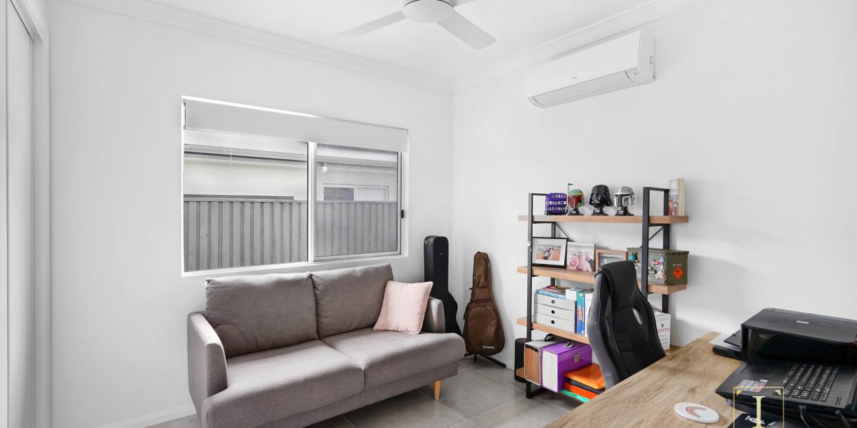 34 Headsail Drive, Trinity Beach, QLD 4879 AUS