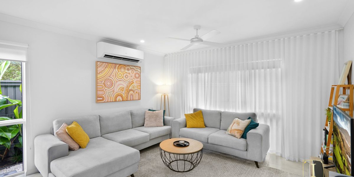 34 Headsail Drive, Trinity Beach, QLD 4879 AUS