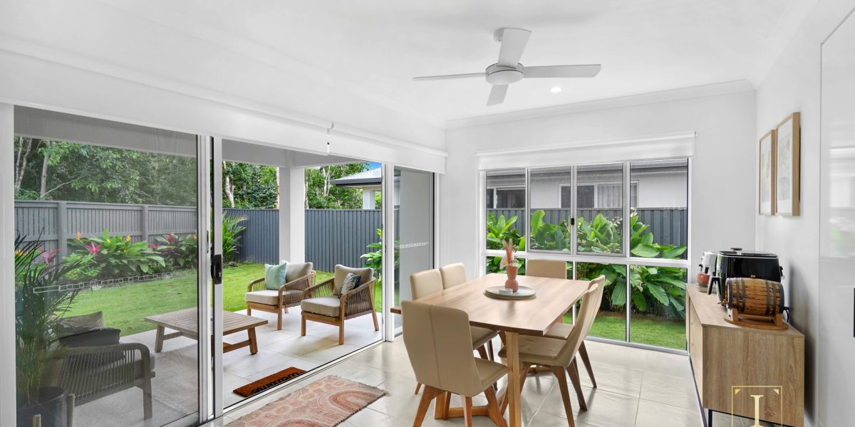 34 Headsail Drive, Trinity Beach, QLD 4879 AUS