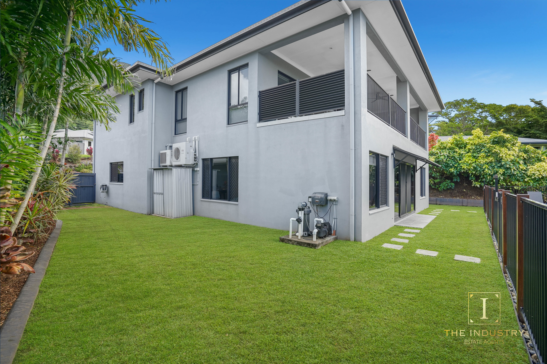 6 Buckinghamia Close, Redlynch, QLD 4870 AUS