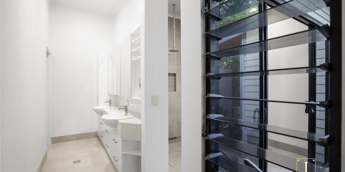 14-16 Stevens Street, Clifton Beach, QLD 4879 AUS